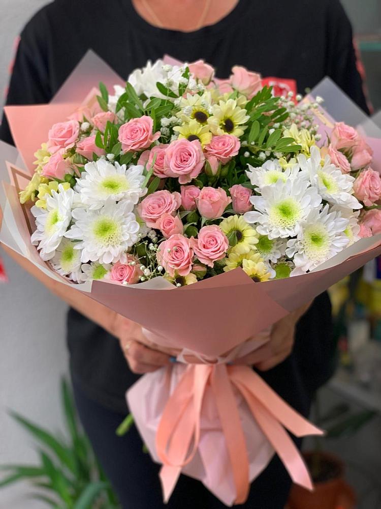 Букет цветов из: Розы и Хризантемы в Мезени