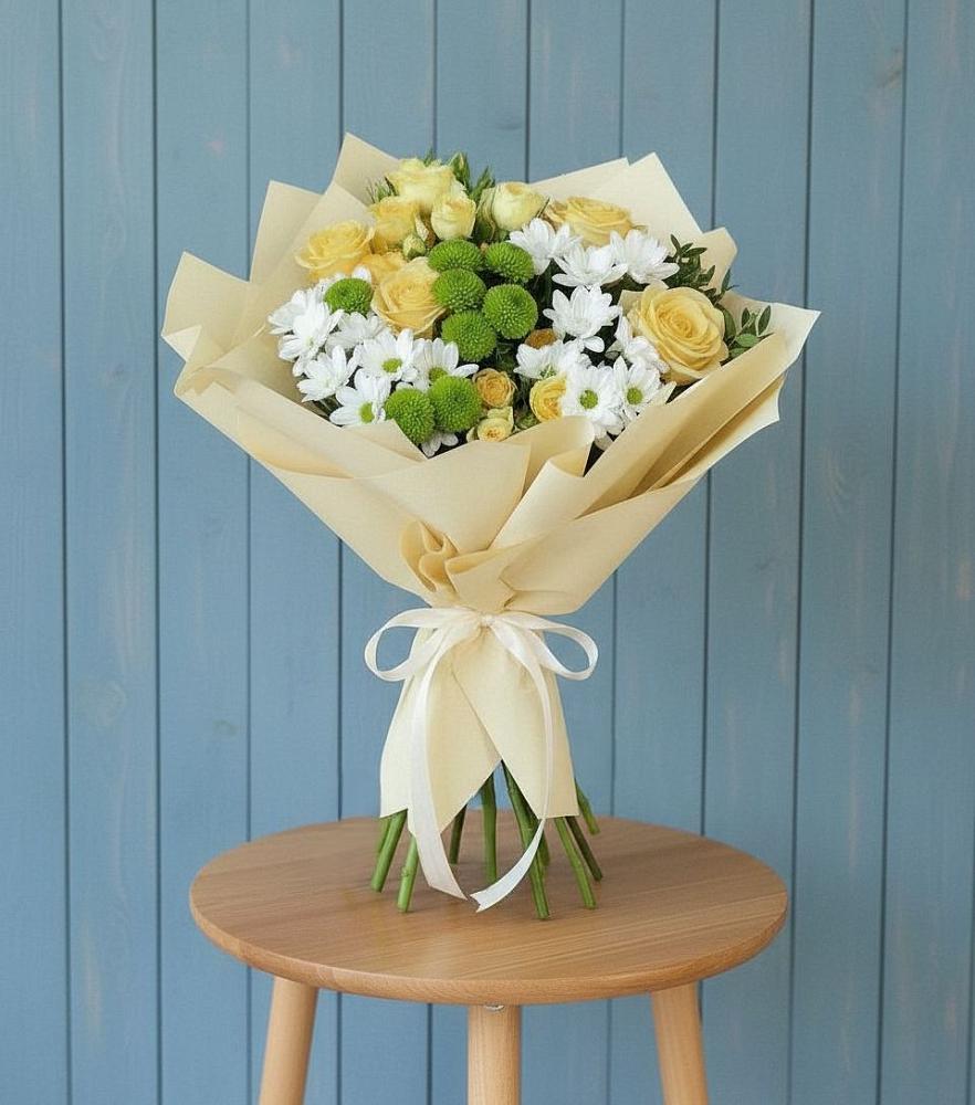 Букет цветов из: Хризантемы и Розы в Мезени