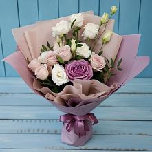 Букет цветов из:  Розы и Лизиантусы в Мезени
