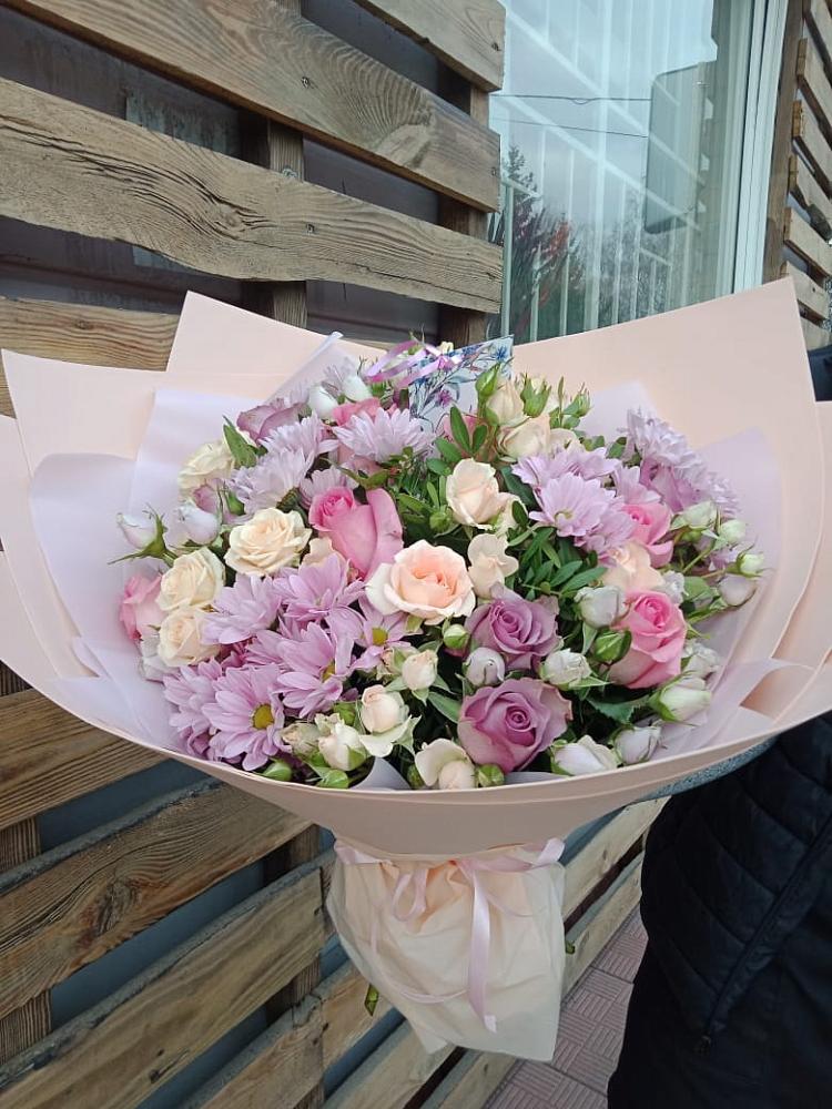 Букет цветов из: Розы и Хризантемы в Мезени