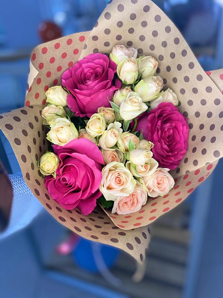 Букет цветов из: Розы в Мезени