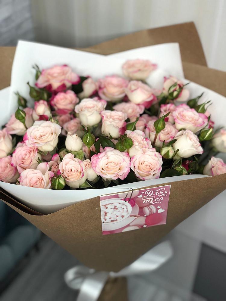 Букет цветов из: Розы в Мезени