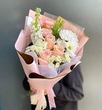 Букет цветов из:  Хризантемы и Розы в Мезени
