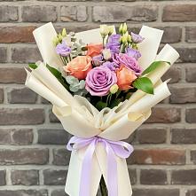 Букет цветов из:  Лизиантусы и Розы #REPLACE_PRED# Мезени