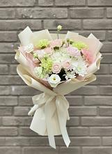 Букет цветов из:  Гвоздики, Розы, Лизиантусы и Хризантемы #REPLACE_PRED# Мезени