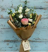 Букет цветов из:  Розы и Лизиантусы #REPLACE_PRED# Мезени