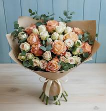Букет цветов из:  Альстромерии и Розы в Мезени